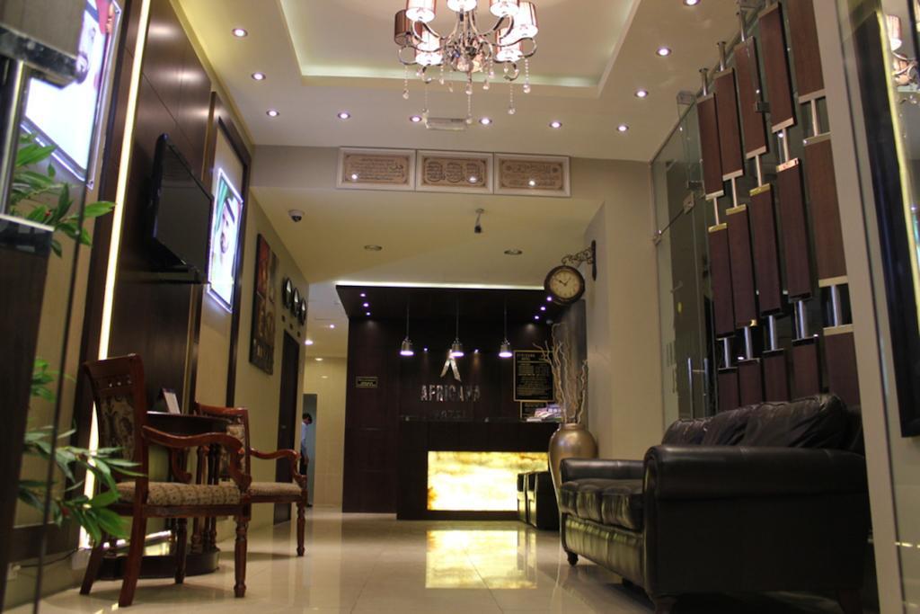 Africana Hotel Дубай Экстерьер фото
